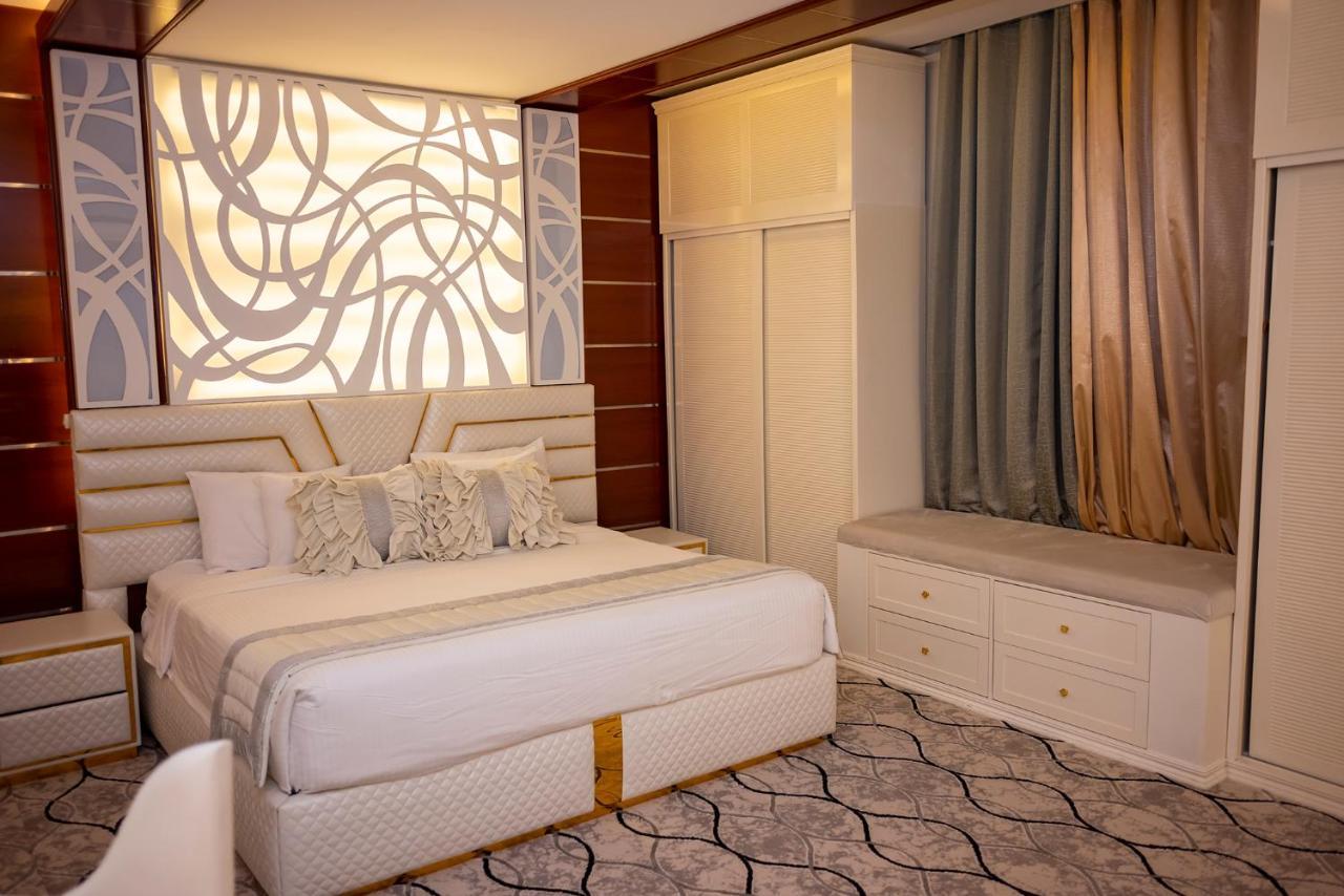 Meral Crown Hotel Riyadh Exterior photo